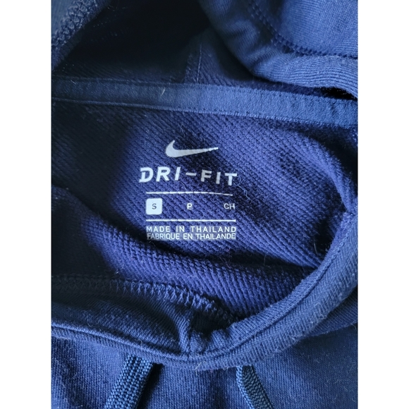 Nike | Dri-Fit Fleece Active Hoodie - Picture 7 of 7